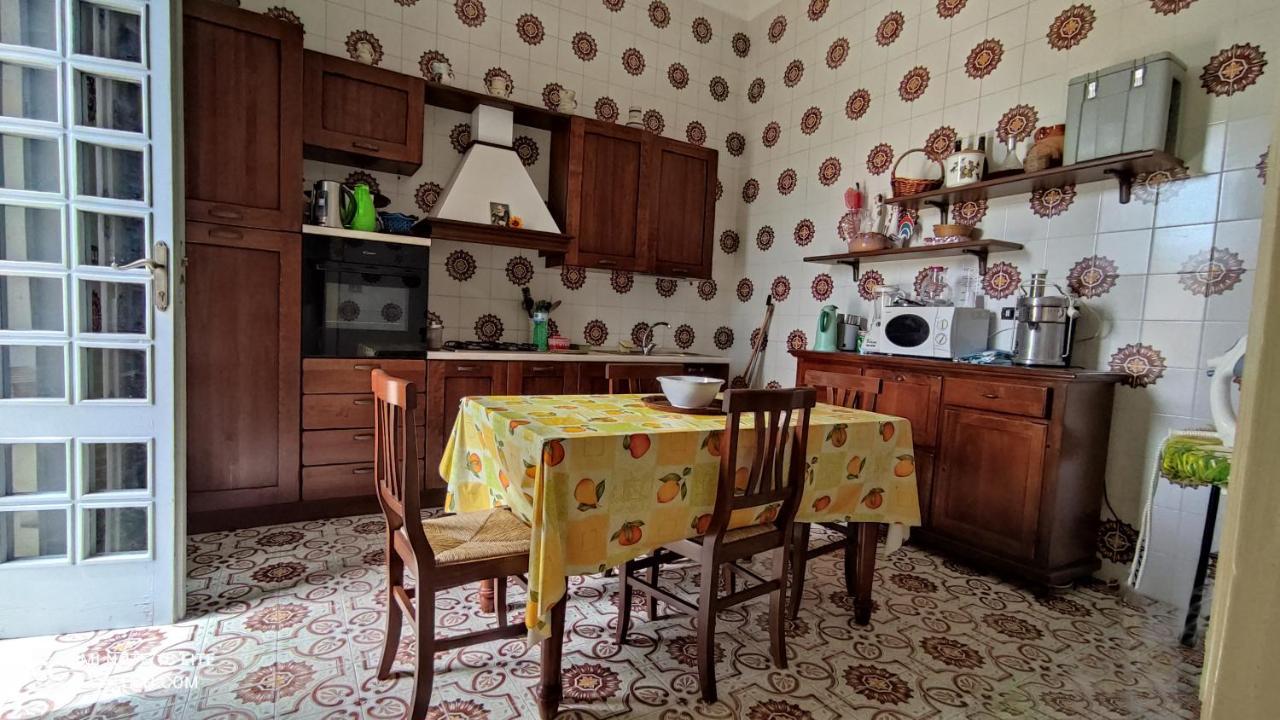 Casa Resci - Dimora Del 1884 Bed & Breakfast Tricase Ngoại thất bức ảnh